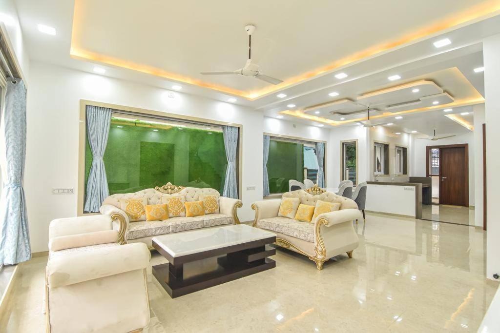Royal Paradise Villa Lonavala Exteriör bild