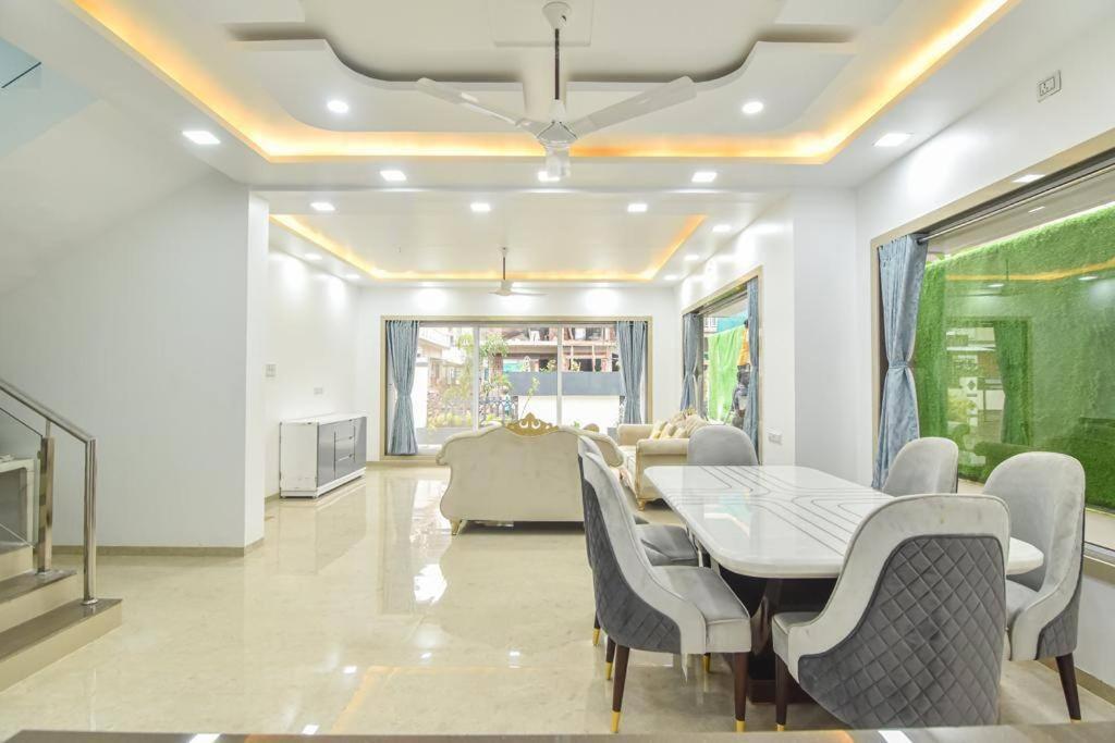 Royal Paradise Villa Lonavala Exteriör bild
