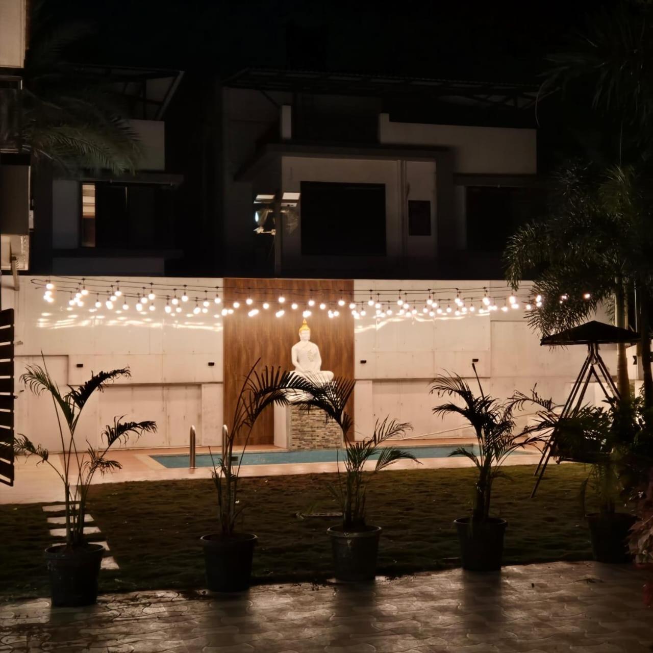 Royal Paradise Villa Lonavala Exteriör bild